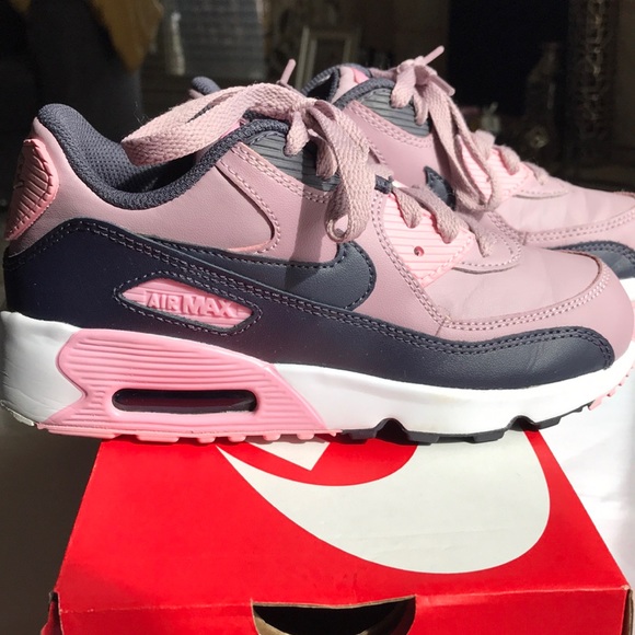girls air max size 2
